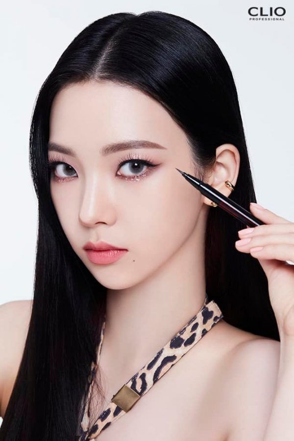 kẻ mắt clio -màu đỏ-HÀN