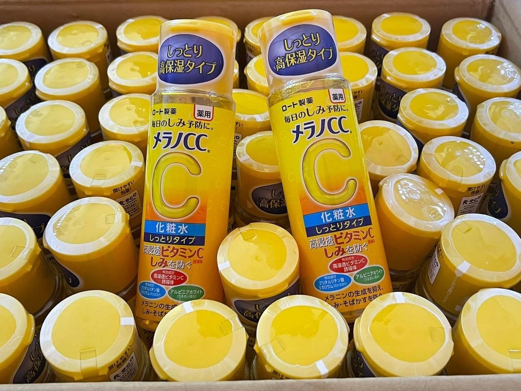 Nước Hoa Hồng Mentholatum Melano CC Rohto dưỡng trắng da ngừa thâm nám Nhật bản