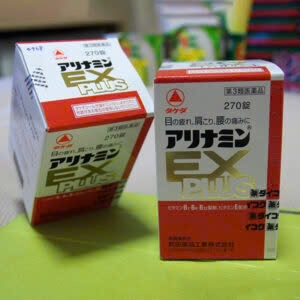 VIÊN UỐNG ĐAU VAI GÁY TAKEDA ARINAMIN EX PLUS