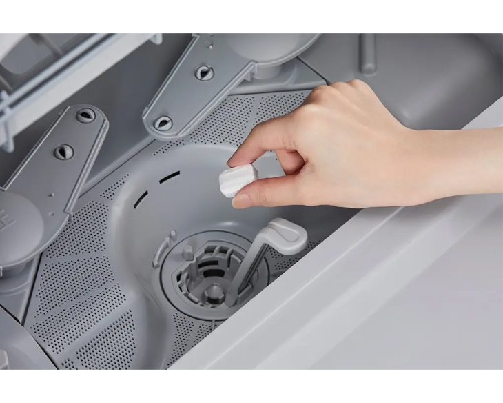 Máy Rửa Chén Panasonic NP-TH1WEVN
