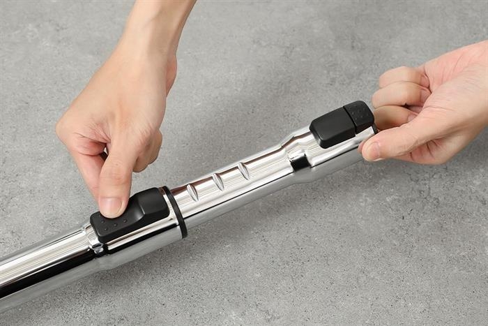 Máy Hút Bụi Electrolux 2000W EFC52614 Mới 2025