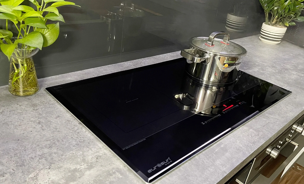 Bếp từ 2 vùng nấu Eurosun EU-T899G