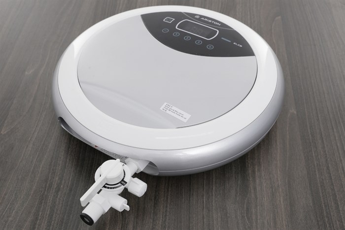 Máy nước nóng trực tiếp Ariston 4500W RT45E-VN (K BƠM)