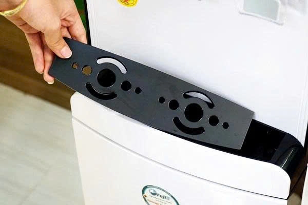 Máy lọc nước RO tích hợp làm nóng lạnh FujiE WPD5300C