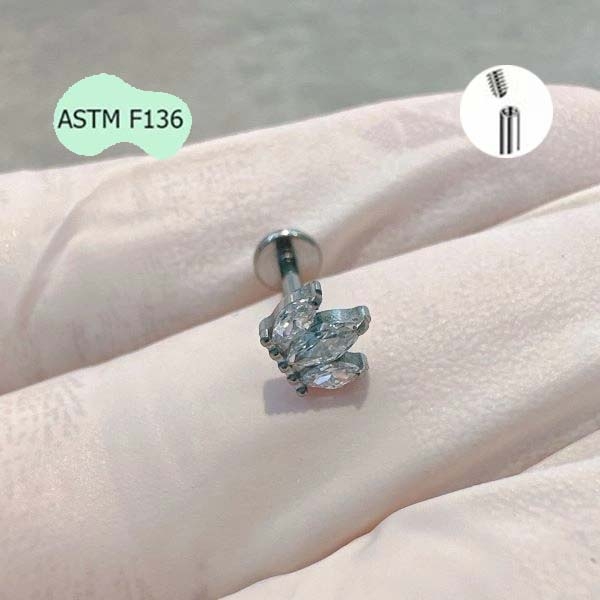 CLOVER EARRING - SILVER - TITANIUM