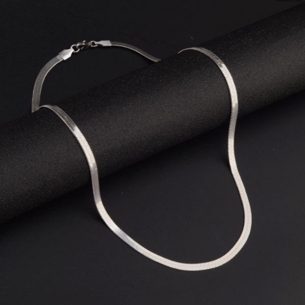 Vòng cổ Clash màu bạc - Phong cách thời trang Unisex