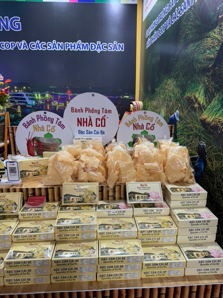 TẾT VỚI PHỒNG TÔM