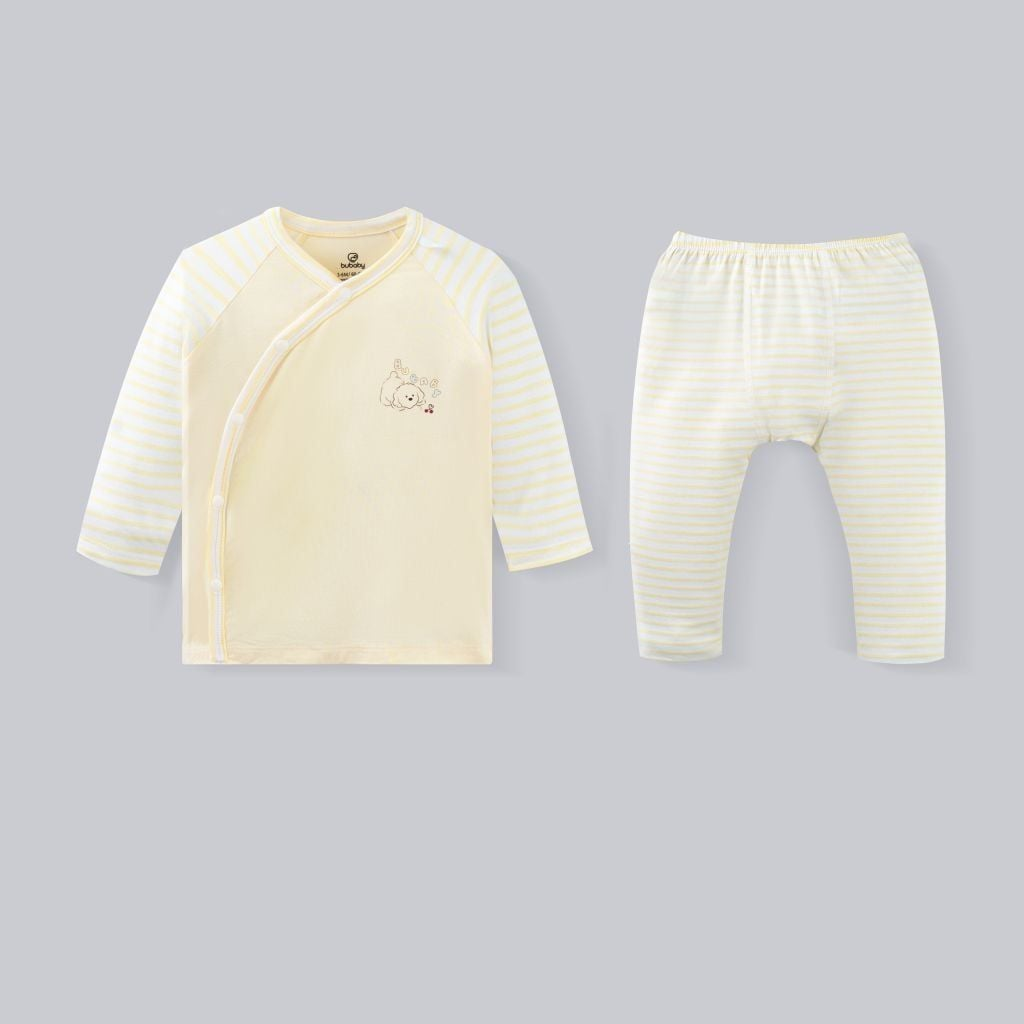 Bộ dài tay cài chéo Little Pubby Bubaby IVS110803