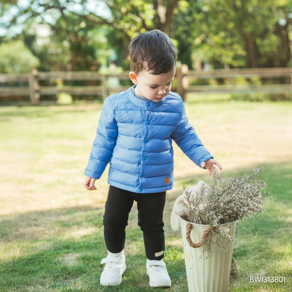 Áo khoác dài tay siêu nhẹ BWI313801