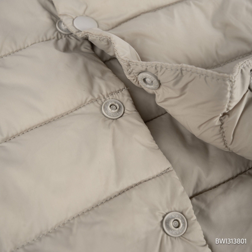 Áo khoác dài tay siêu nhẹ BWI313801