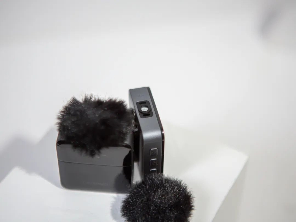 Micro không dây âm thanh nổi Lenovo MC550 dùng để ghi hình DSLR, IOS, Android, PC, phát trực tiếp, phỏng vấn, Mini Mic 300 mAh