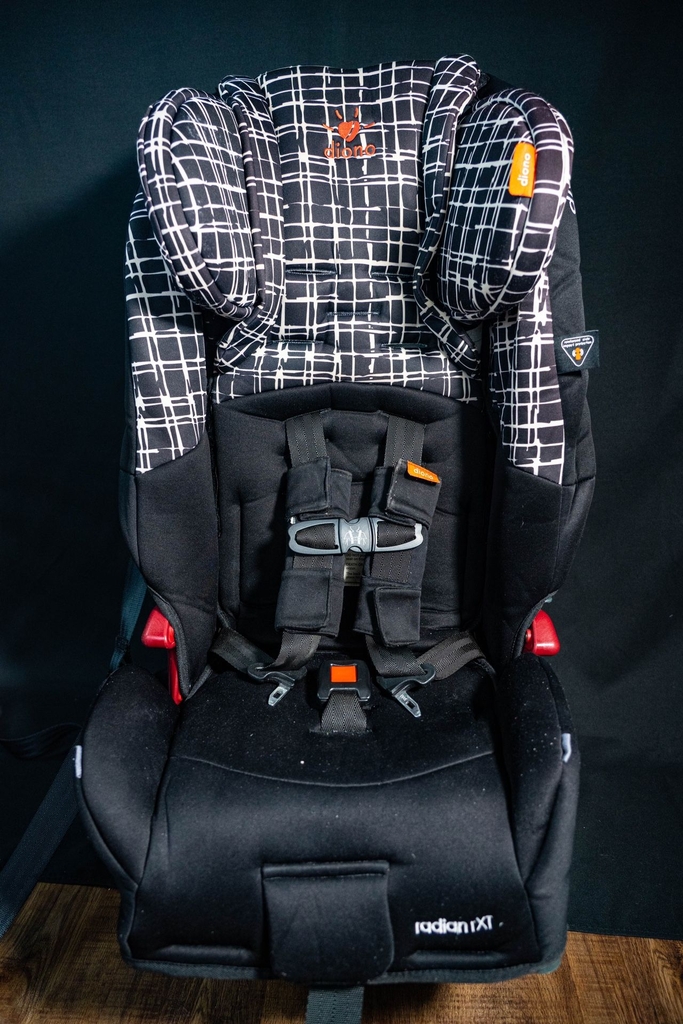 Ghế ô tô trẻ em DIONO RADIAN RXT (Mỹ)