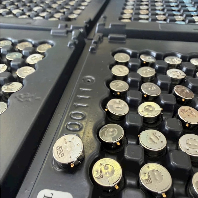 Pin Thay Tai Nghe Airpods 4 Chính Hãng Varta