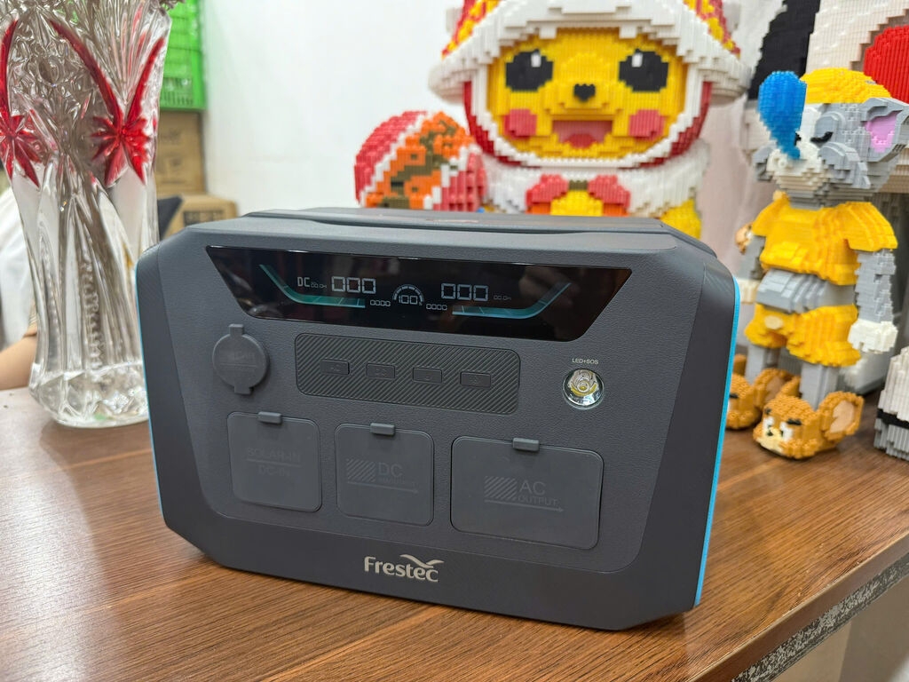 Trạm Sạc Di Động 220V Hãng Frestec 600W MO-PH004