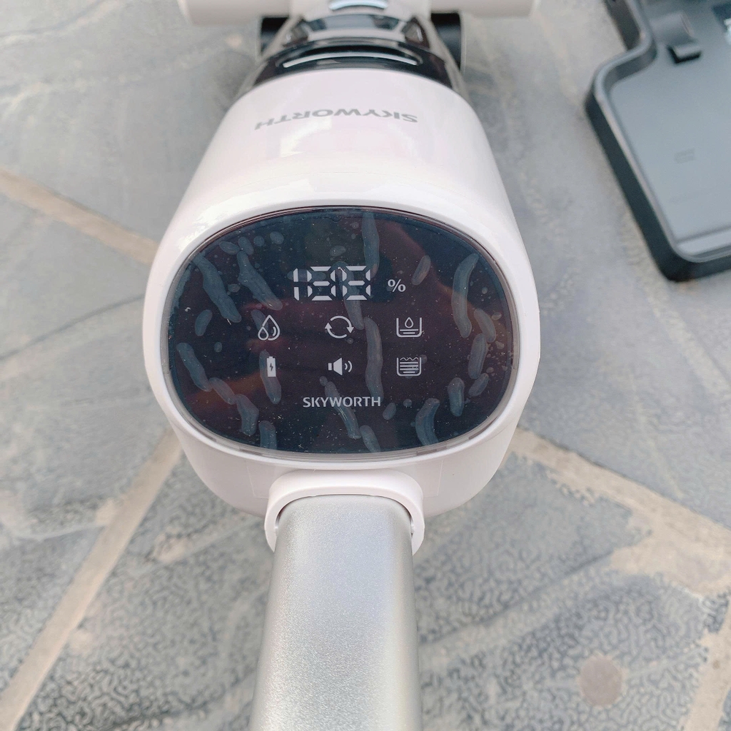 Máy hút bụi & lau nhà cầm tay thông minh Skyworth H5