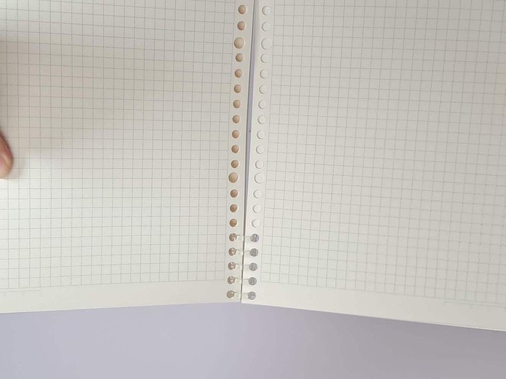 Sổ còng B5 Dash Caro Lite Binder 806