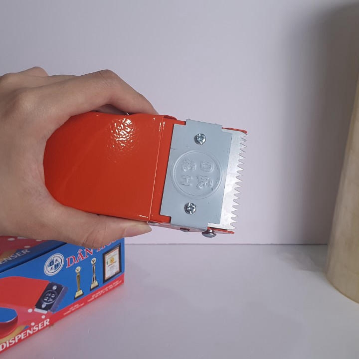 Dụng cụ cắt băng keo cầm tay 5F Dân Hoa