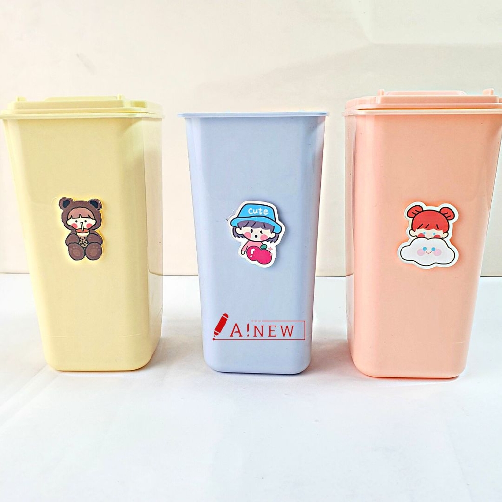 HỘP CẮM BÚT HÌNH THÙNG RÁC MINI DỄ THƯƠNG  / KÈM BÁNH XE DI CHUYỂN / GẮN CHARM / THÙNG RÁC MINI