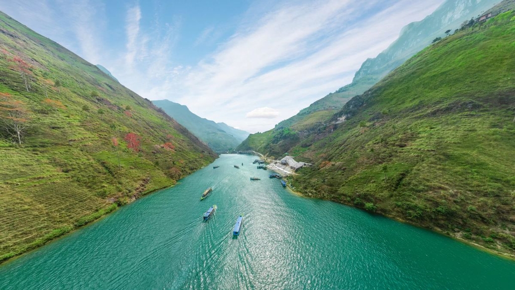 TOUR DU LỊCH HÀ NỘI – HÀ GIANG 3 NGÀY 2 ĐÊM - tour tết 2026 - easy go travel