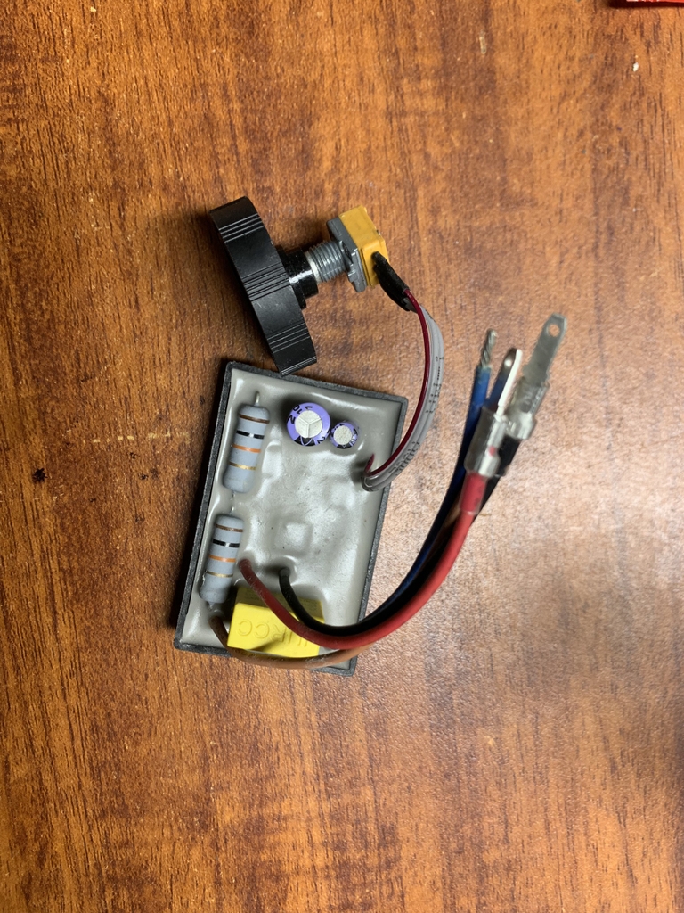 Máy Chà Nhám Tường Dongcheng DSF02-180