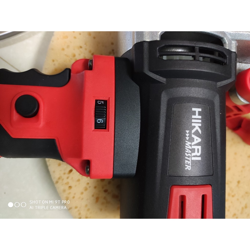 Máy Xoa Tường Hikari HQ-380B