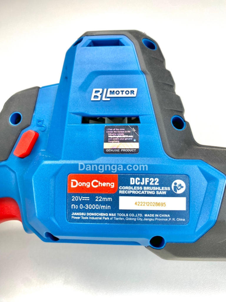 Máy cưa kiếm dùng pin Dongcheng DCJF22
