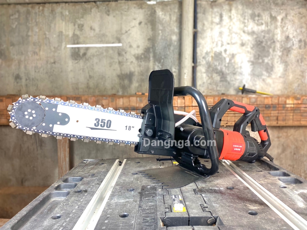 Máy Cưa Xích Cắt  Bê Tông