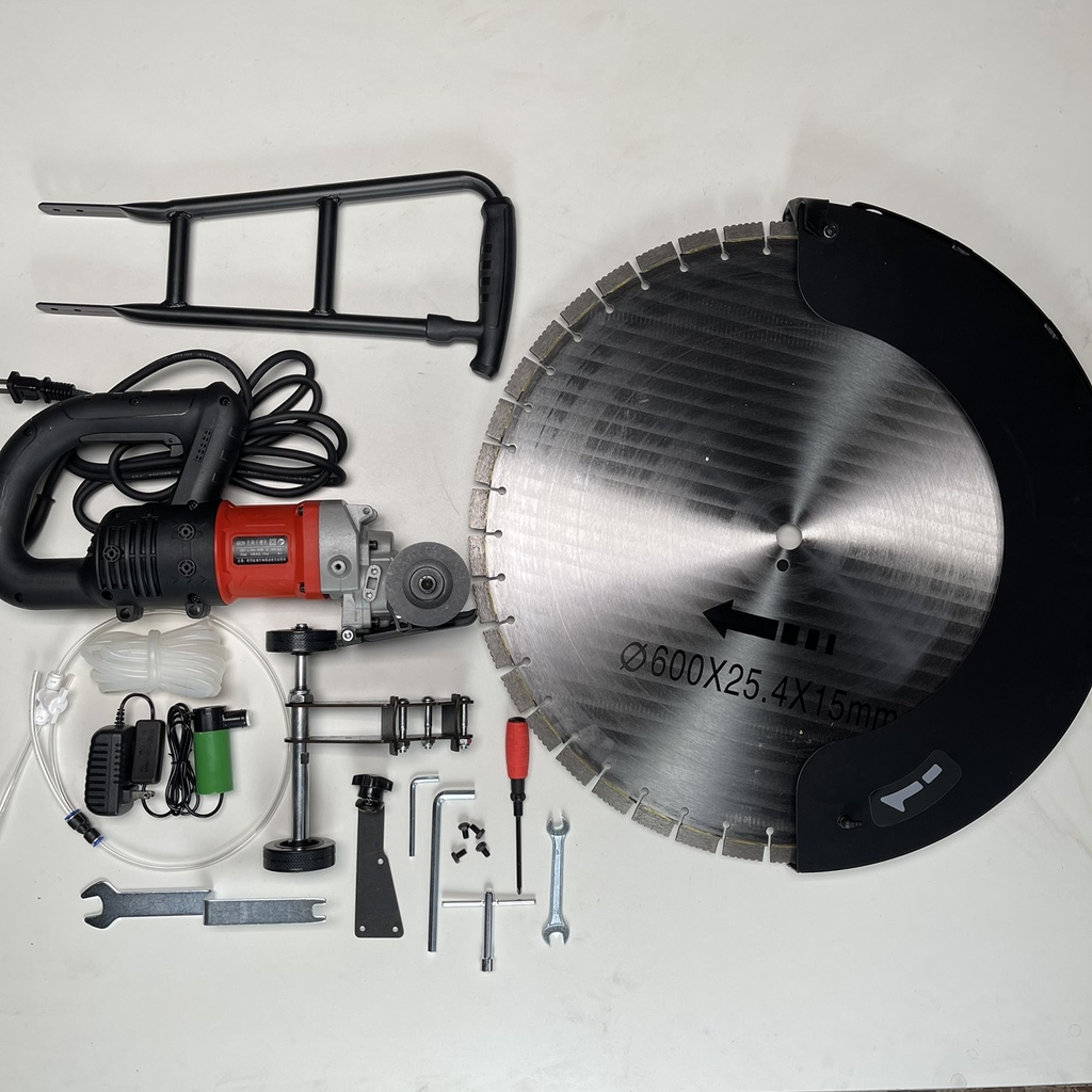 Máy Cắt Bê Tông Tableau 6839 cắt lưỡi 600mm