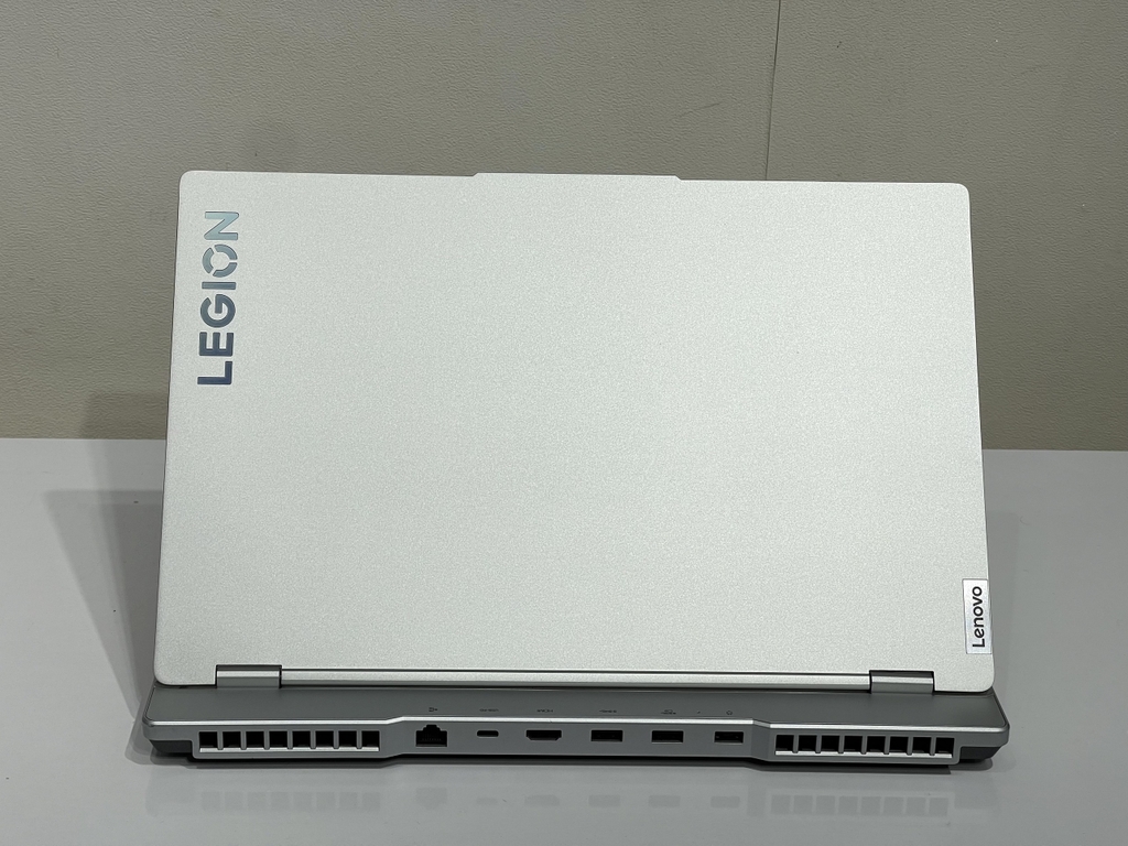 LENOVO LEGION Y7000P / I5-12500H / RAM 16GB / SSD 512GB / RTX 3050Ti 15.6 2K+ 165Hz
