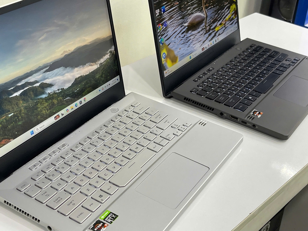 ASUS ROG Zephyrus G14 GA401 Anime Matrix