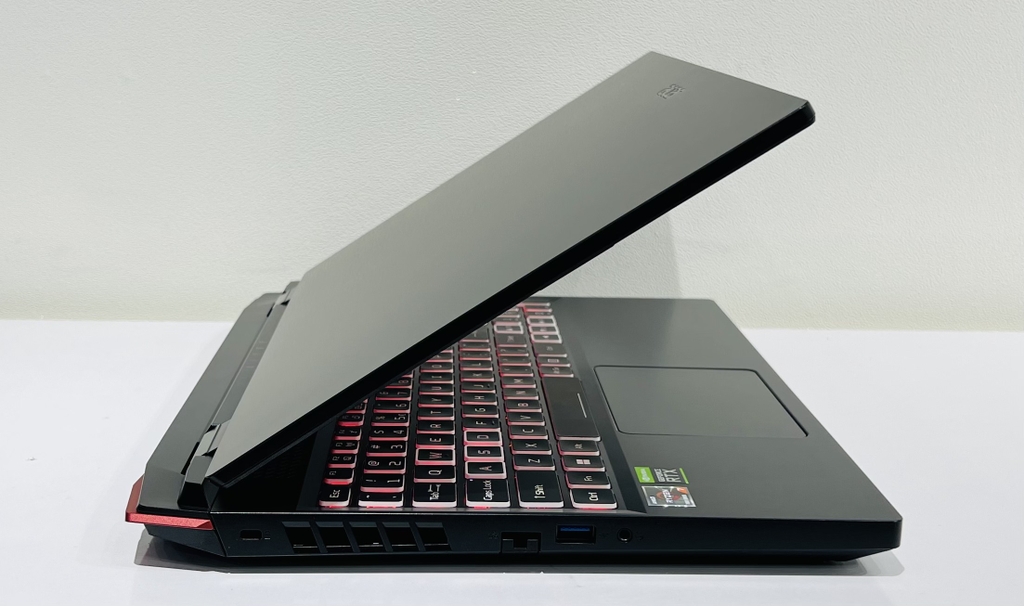 NITRO TIGER AN515-47|R7 7735H|RTX3050|DDR5 16GB|512GB|16