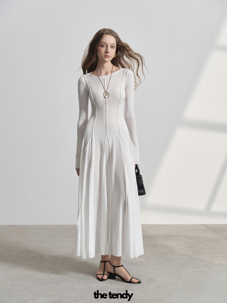 Đầm WHITE SWAN, đầm xòe xuyên thấu nữ dài, khoét lưng, chất cotton giấy thoáng mát
