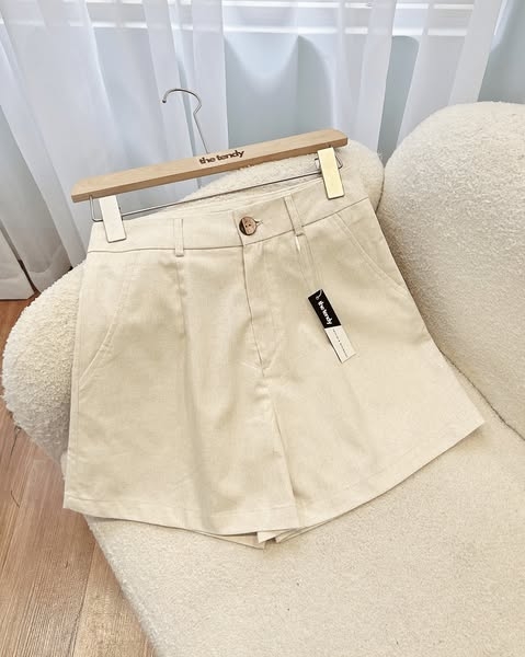 Quần short linen Roses Noires cạp cao bản to nhiều màu: Đen, Trắng, Nâu, Be, Hồng