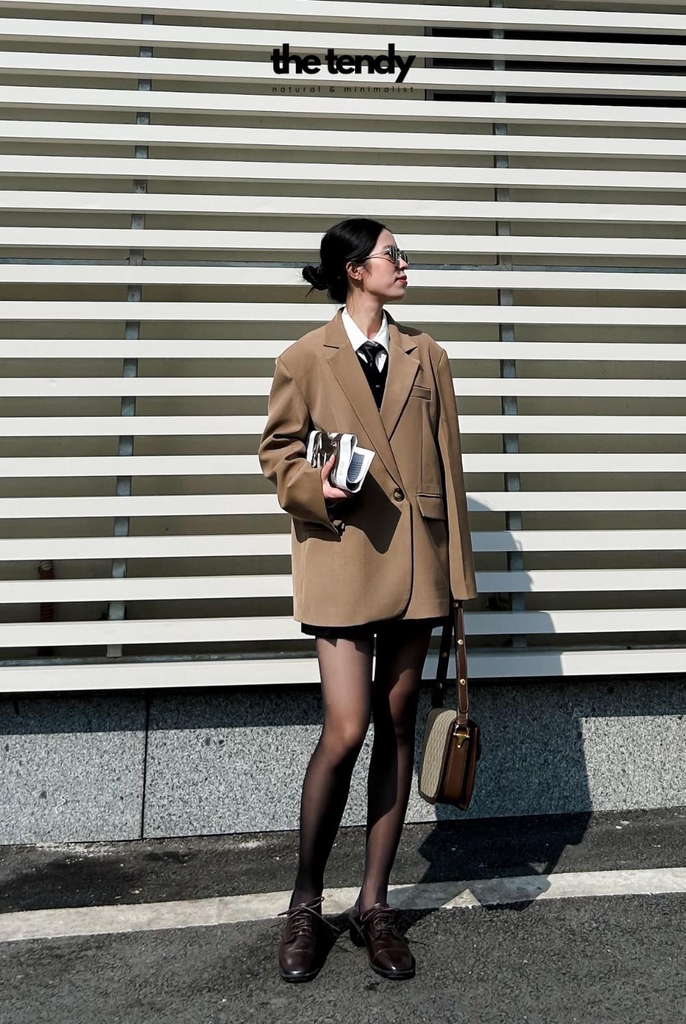 Áo Blazer Mavera dáng rộng Oversize màu nâu