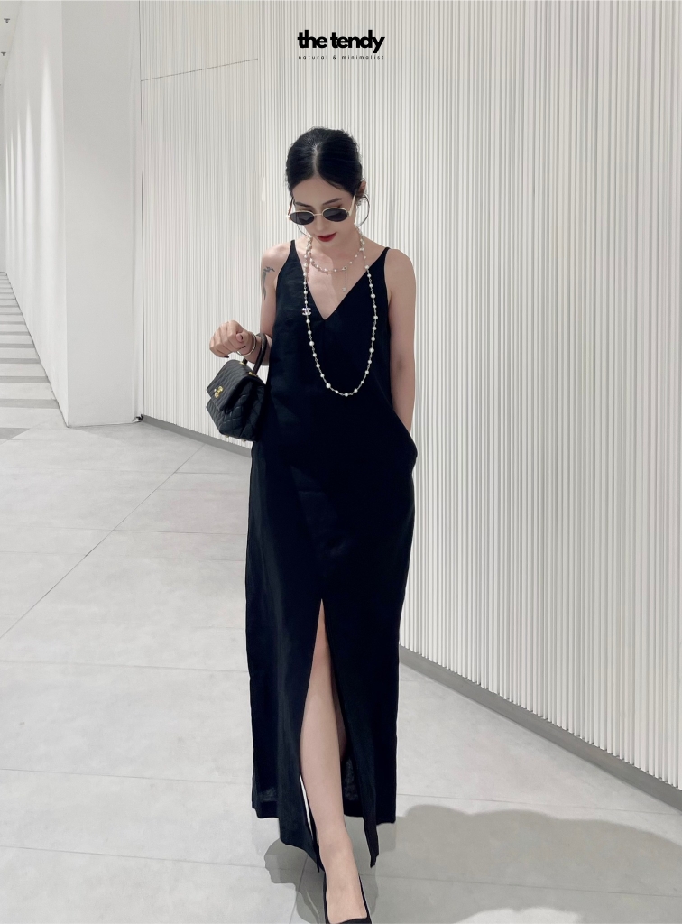 Đầm Lelalin Linen cổ khoét V phong cách thanh lịch