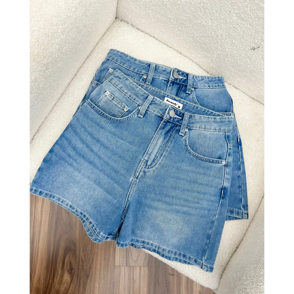 Quần short jean nữ Erica lưng cao, dáng đứng basic, chất cotton dày dặn