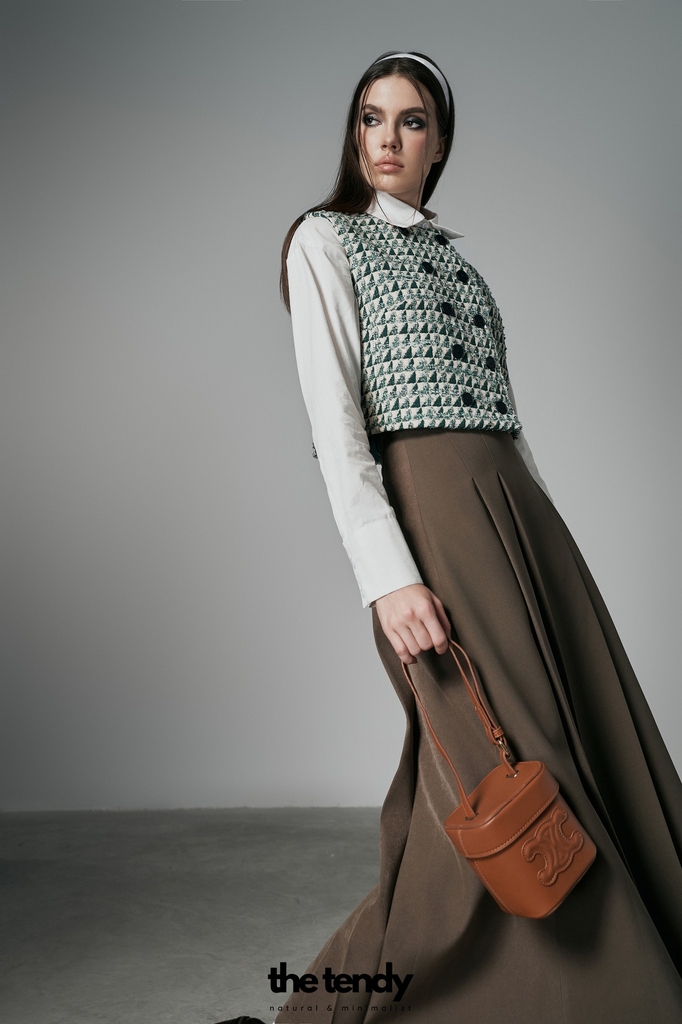 Áo gile dạ tweed caro xanh lá Zava, cúc trước ngực, form croptop