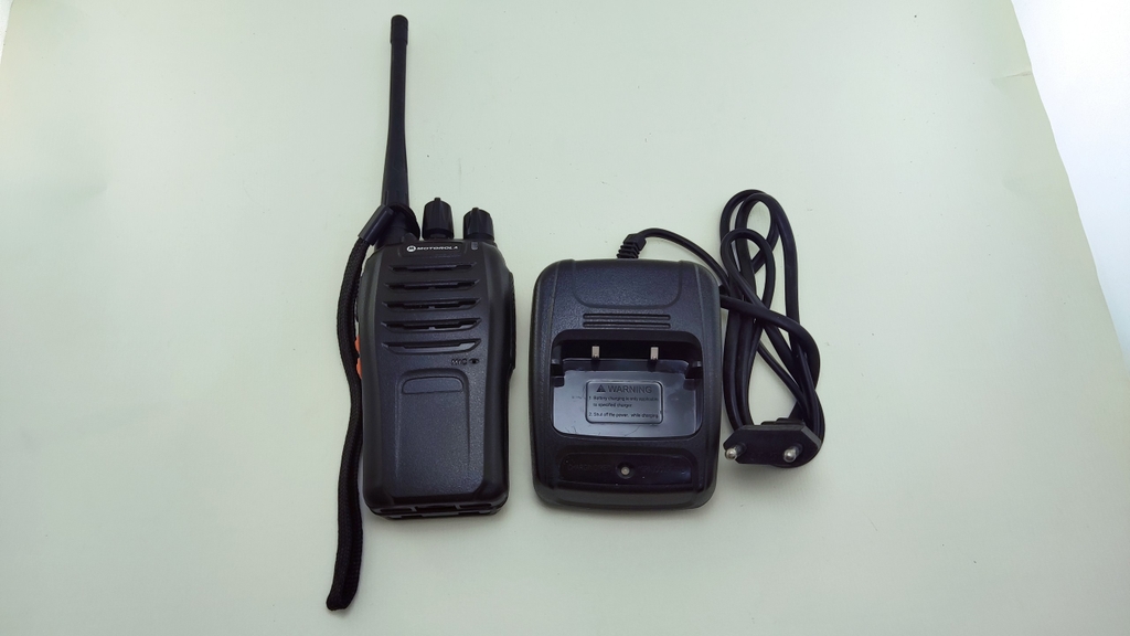Bộ đàm MT-918 kèm anten