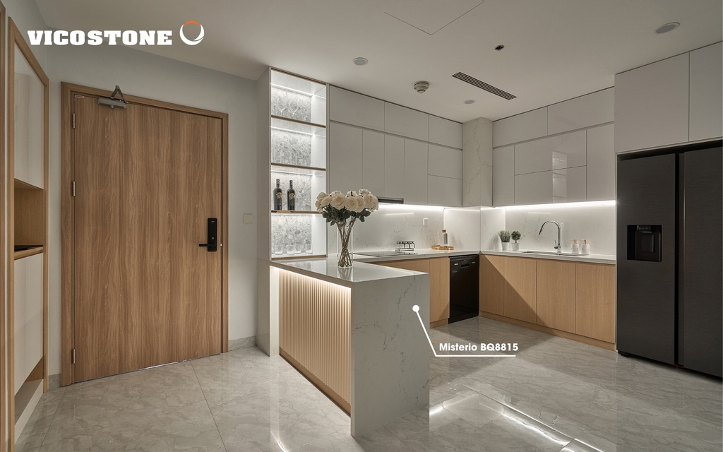 Không gian Bếp - Bàn đảo tại Endless Skyline Westlake sử dụng Vicostone Misterio BQ8815.