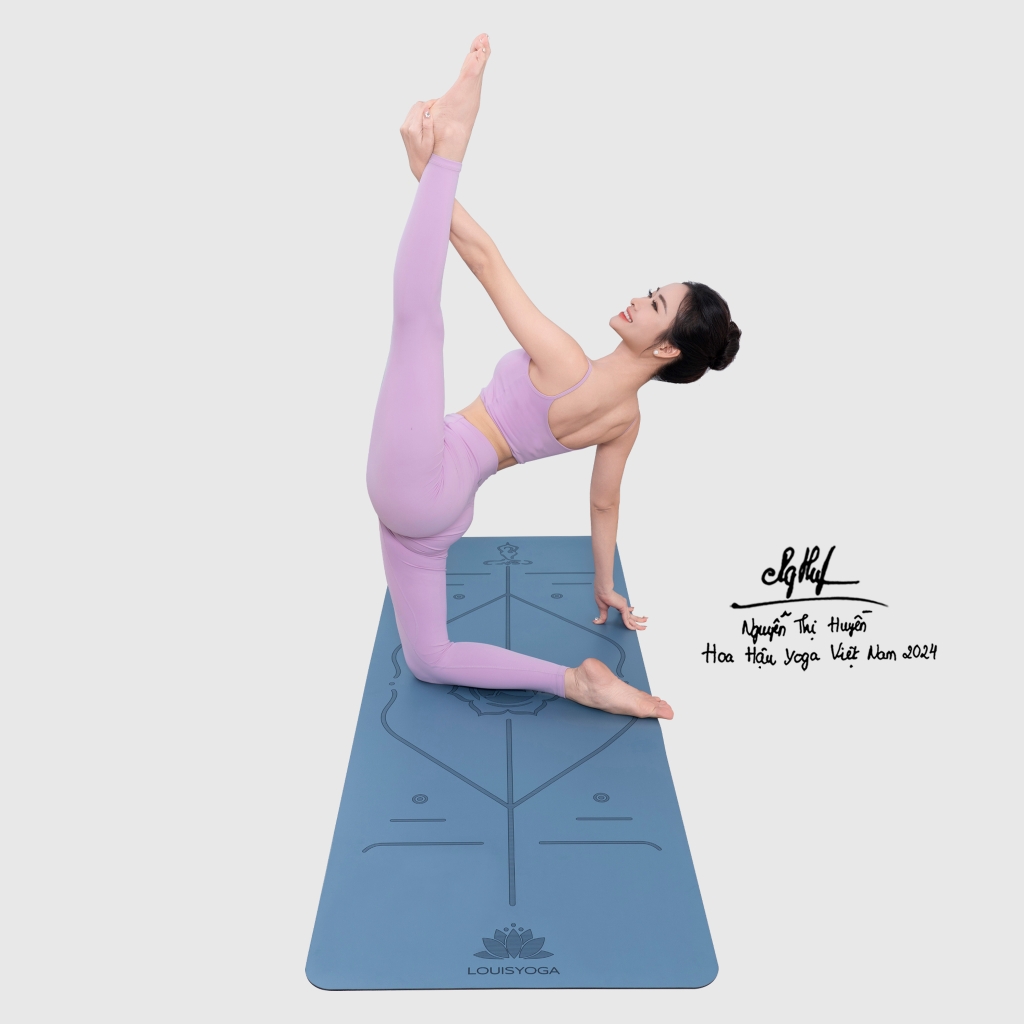 Hình ảnh mẫu tập trên thảm tập yoga cao su - BASIC