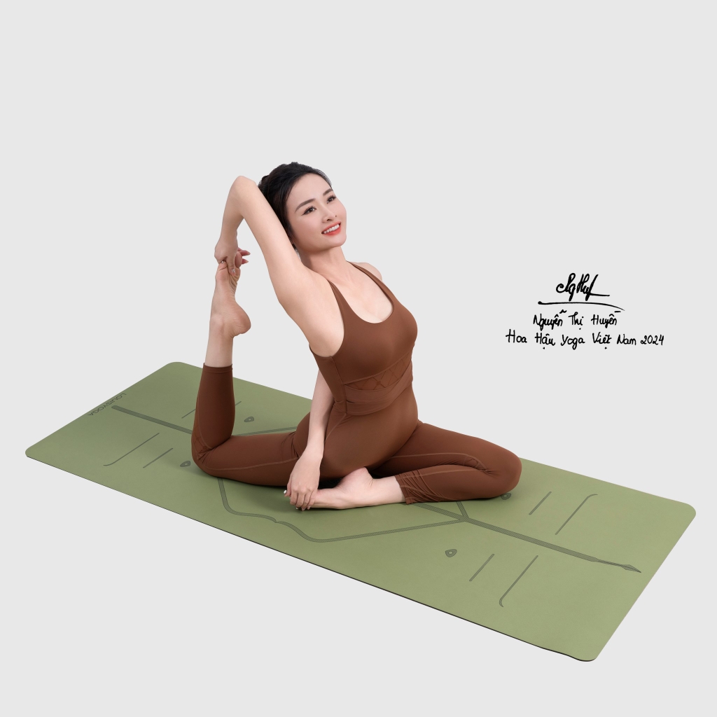 Hình ảnh mẫu tập trên thảm tập yoga cao su cao cấp - DIAMOND