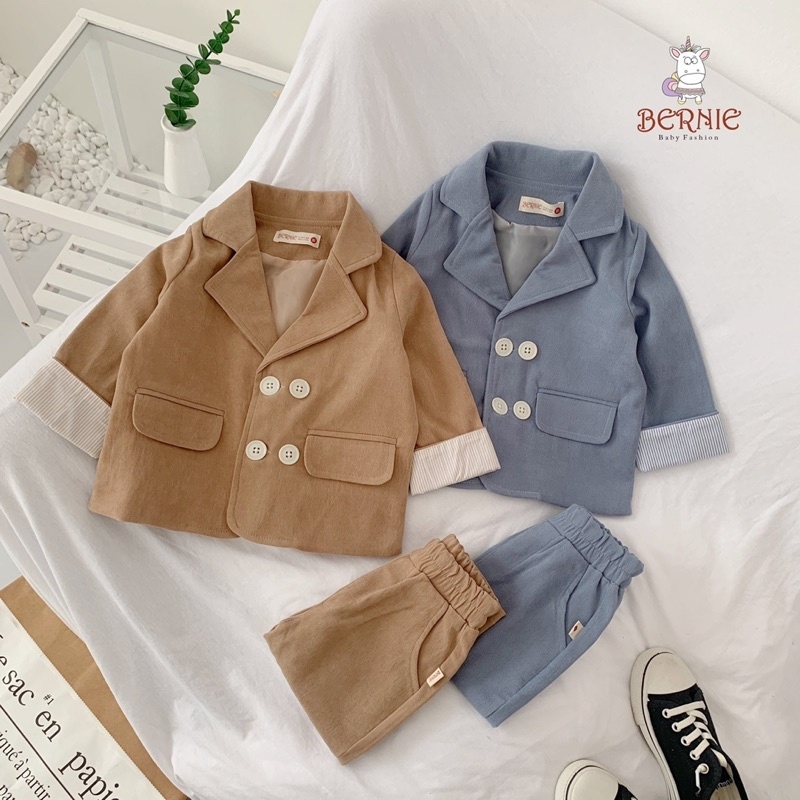 BỘ VEST BÉ TRAI CATRIO 112020/18 là bộ đồ vest trẻ em từ 2 tuổi đến 12 tuổi  (12 kg.. 50KG) vải dạ cao cấp mềm mượt, gồm 3 chi tiết áo