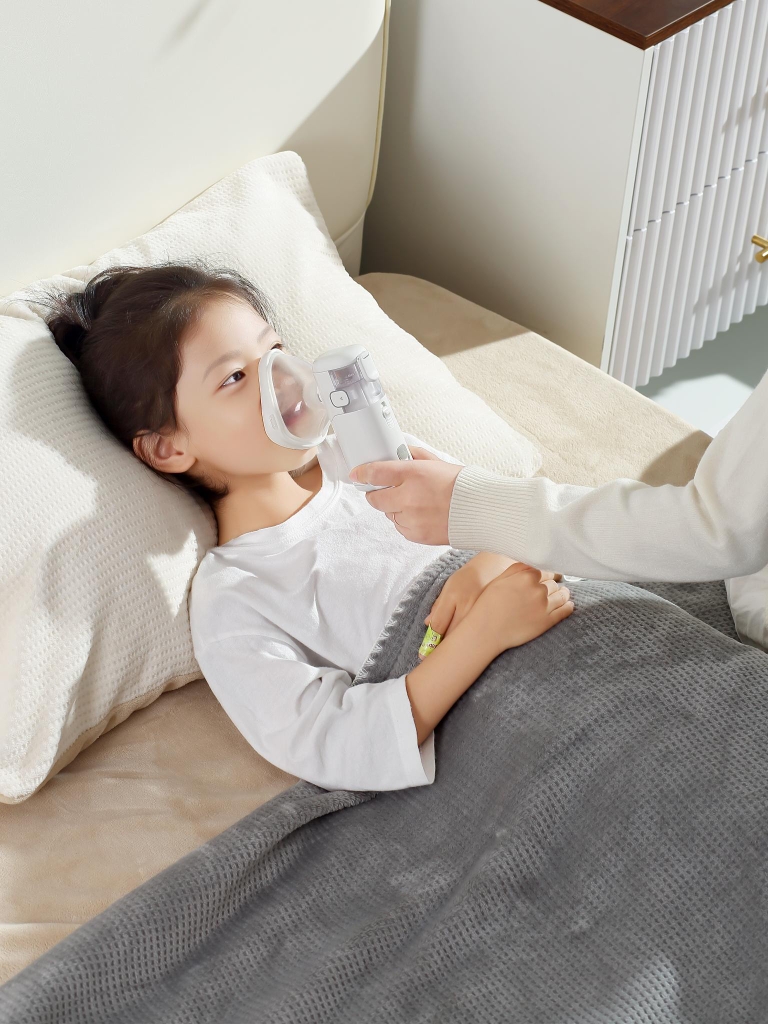 Máy xông khí dung Yuwell M113 – Xông mũi họng cầm tay