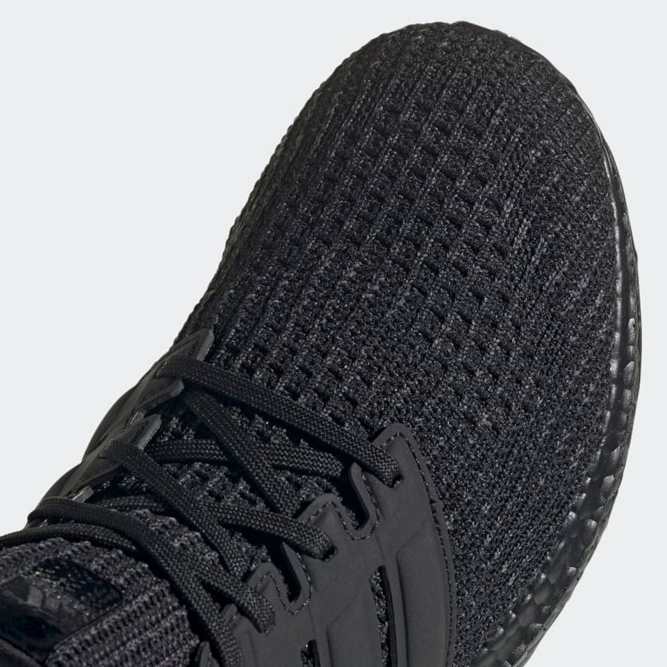 Ultra boost 2.0 và cheap 4.0