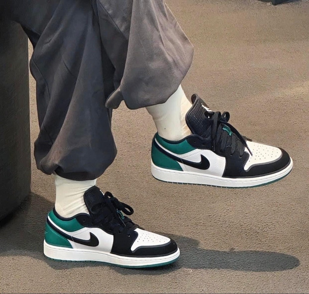 Giay Nike Air Jordan 1 Low GS Mystic Green 553560 113 AUTH