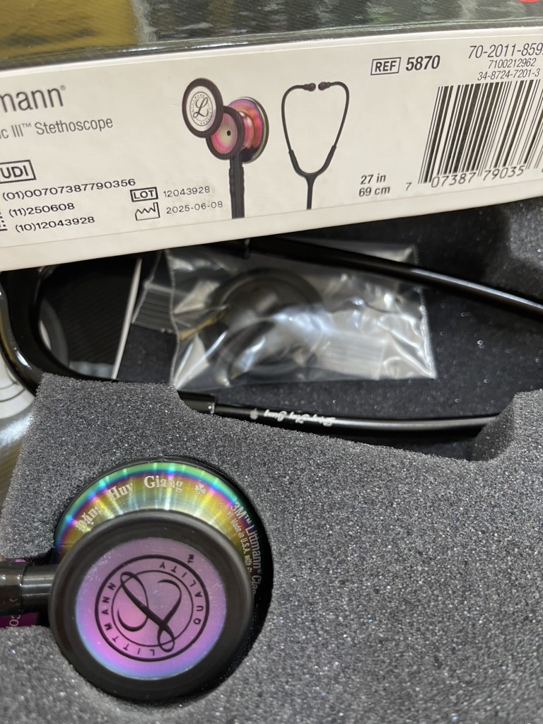 Ống Nghe Littmann Classic III ™ Rainbow-Finish Black 5870 (Limited)