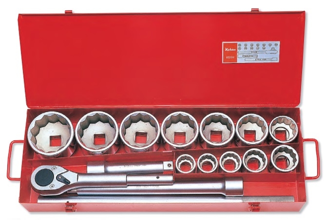 Đầu tuýp Koken 1 inch 8400M