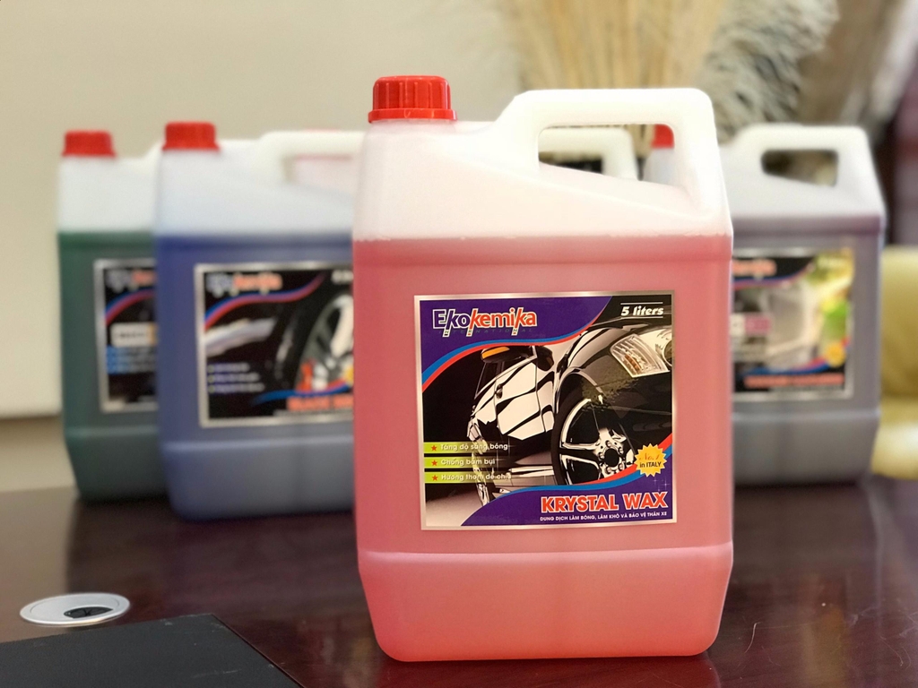 Dung dịch làm bóng vỏ xe Krystal Wax
