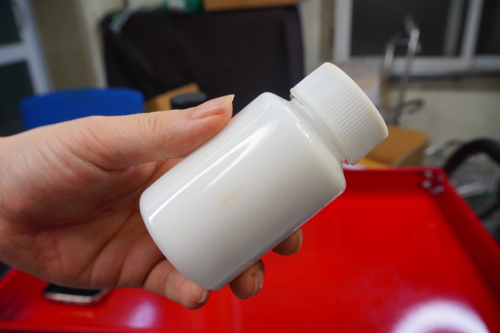 dung dịch bóng lốp silicon