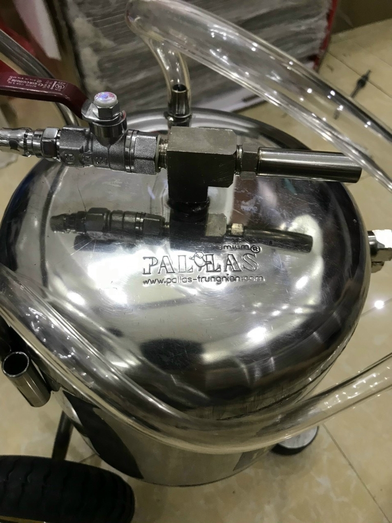 MÁY HÚT NHỚT PALLAS